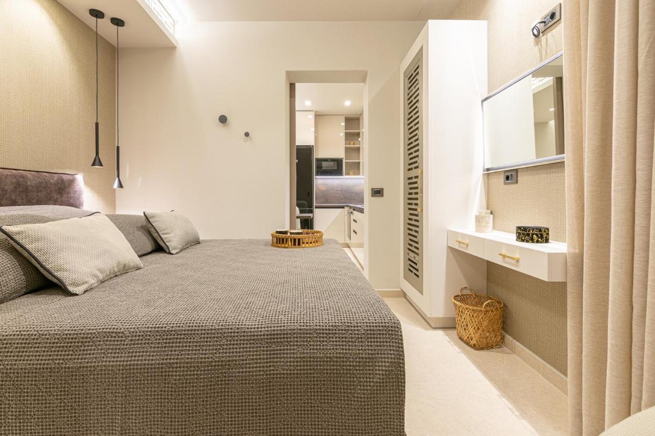 Vedi Town Luxury Apartment 자킨토스 타운 외부 사진